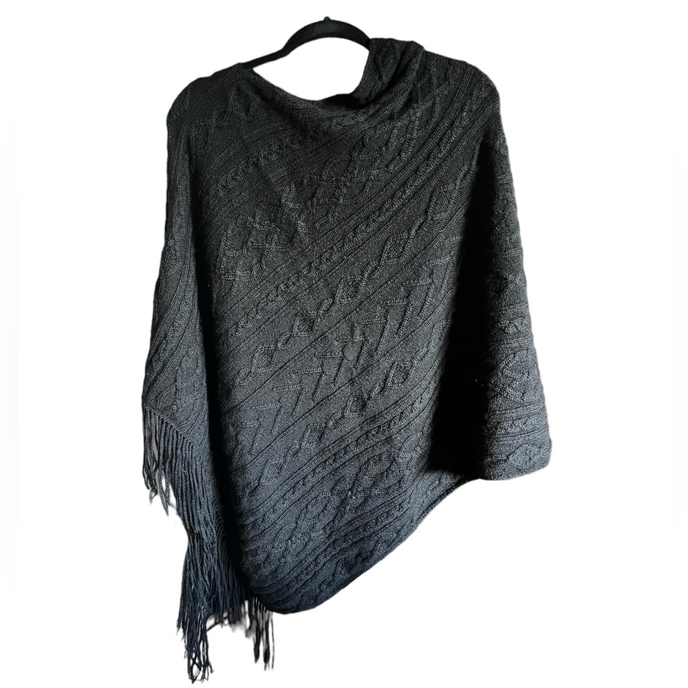 Chaska Cable Knit Llama Cape Shawl Large Black